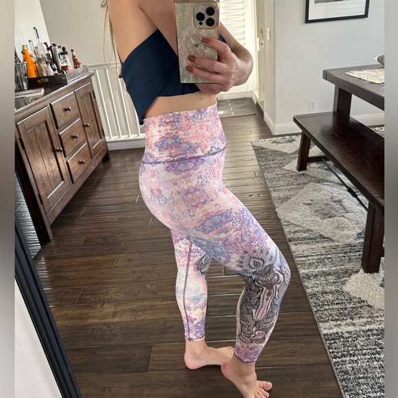 Evolution and Creation Leggings Athletic Activewear Yoga Meditation Size Small - Picture 3 of 9